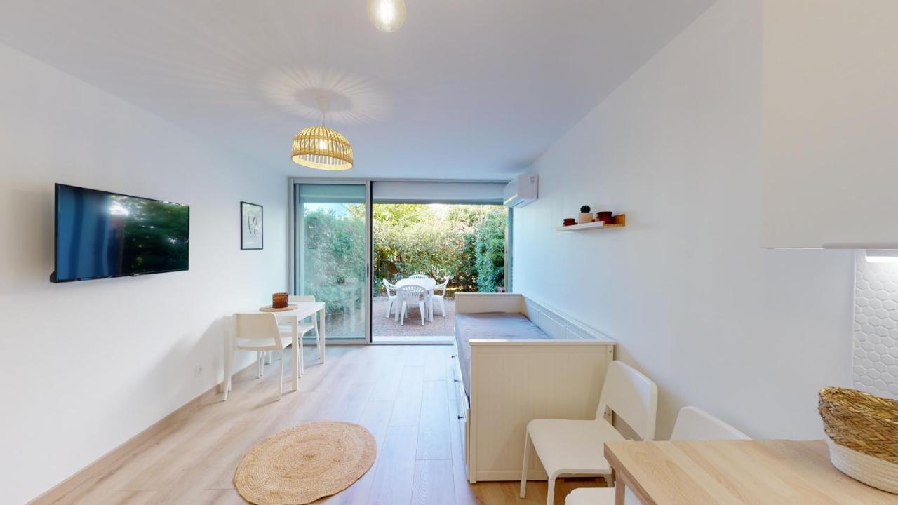 Apartmán Magnifique Rez De Jardin 4 Couchages Agde Exteriér fotografie