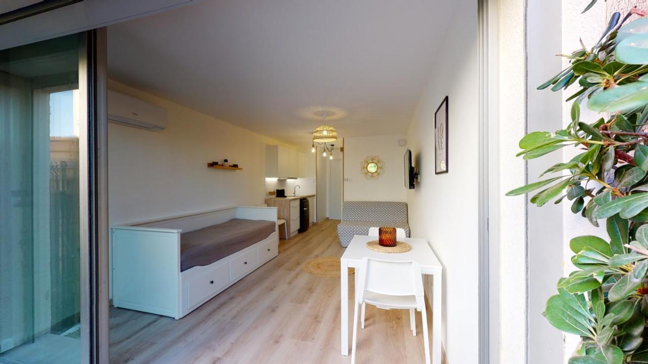 Apartmán Magnifique Rez De Jardin 4 Couchages Agde Exteriér fotografie